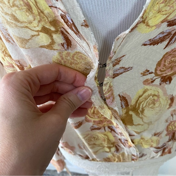 Free People Intimately Everything's Rosy Bodysuit In Tea Combo SZ XS Bell Sleeve - Picture 13 of 16